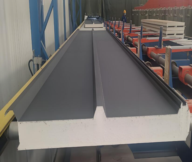 西宁聚氨酯泡沫保温板